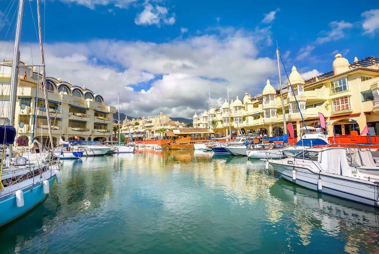 Puerto Marina Waterfront Apartment location